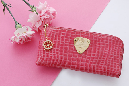 愛されピンクのお財布がほしい 可愛いピンク財布があるレディースブランドとおすすめアイテム35選